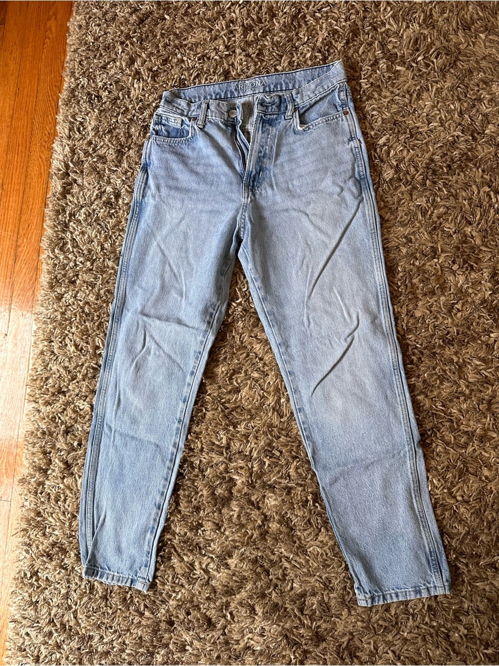 Arizona Light Wash Women’s Jeans